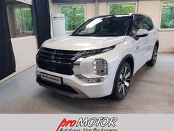 Weiß Neu 2025 Mitsubishi Outlander P-HEV Top SUV | 54.444 € (Etwas zu teuer)