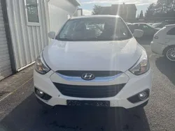 Weiß Gebraucht 2013 Hyundai ix35 Edition SUV | 7.990 € (Etwas zu teuer)