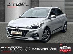 Sleek silver / met Gebraucht 2019 Hyundai i20 Style Limousine | 11.970 € (Fairer Preis)