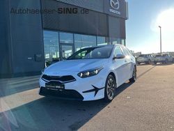 Weiß Neu 2025 Kia Ceed Sportswagon Kombi | 24.980 € (Guter Preis)