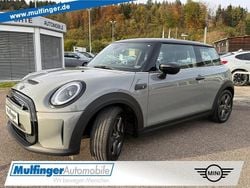 Moonwalk grey metallic Gebraucht 2022 Mini Cooper SE Kleinwagen | 15.980 € (Superpreis)