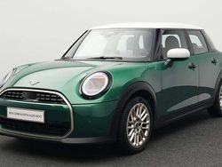 Grün Gebraucht 2024 Mini Cooper Favoured Kleinwagen | 28.397 € (Guter Preis)