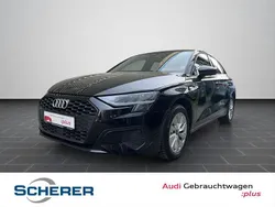 Brillantschwarz Gebraucht 2022 Audi A3 Sportback e-tron Advanced Limousine | 22.350 € (Guter Preis)