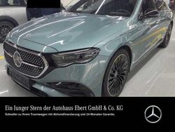 Silber Gebraucht 2024 Mercedes E220 Premium Limousine | 59.880 €
