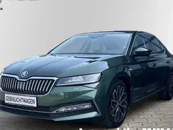Grün Gebraucht 2019 Skoda Superb LAURIN & KLEMENT Limousine | 32.320 € (Etwas zu teuer)