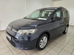 Blau Gebraucht 2022 VW Caddy Life Van / Kleinbus | 26.990 € (Fairer Preis)