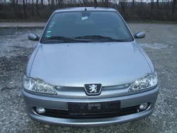 Grau metallic Gebraucht 2001 Peugeot 306 Kleinwagen | 1.590 €