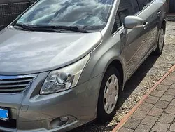 Silber Gebraucht 2010 Toyota Avensis Edition Kombi | 7.250 € (Etwas zu teuer)