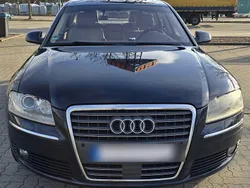 Blau Gebraucht 2005 Audi A8 Comfort Limousine | 12.000 €