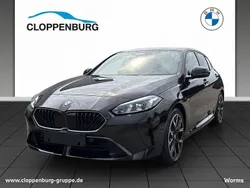 Schwarz Neu 2025 BMW 120 Performance Kleinwagen | 44.260 € (Teuer)