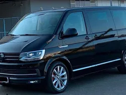 Schwarz Gebraucht 2017 VW T6 Highline Van | 36.000 €