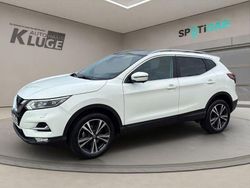 Weiß Gebraucht 2017 Nissan Qashqai N-Connecta SUV | 14.540 € (Fairer Preis)