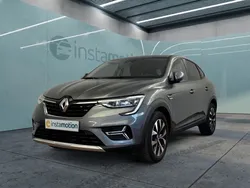 Grau Gebraucht 2023 Renault Arkana SUV | 26.990 € (Etwas zu teuer)