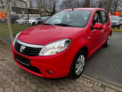 Rot Gebraucht 2009 Dacia Sandero Lauréate Limousine | 1.500 €