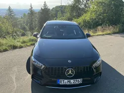 Gebraucht 2019 Mercedes A250 AMG line Limousine | 26.000 €