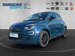 Grünandere Gebraucht 2022 Fiat 500e La Prima Kleinwagen | 20.690 € (Etwas zu teuer)