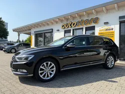 Deep black perleffekt Gebraucht 2016 VW Passat Highline Kombi | 11.585 € (Guter Preis)