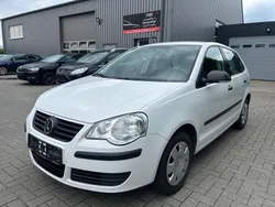 Weiß Gebraucht 2009 VW Polo Trendline Kleinwagen | 2.990 € (Fairer Preis)