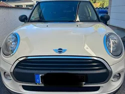 Weiß Gebraucht 2015 Mini Cooper Kleinwagen | 9.500 €