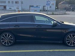 Schwarz Gebraucht 2016 Mercedes CLA200 Shooting Brake Urban Kombi | 14.970 € (Fairer Preis)