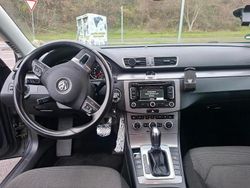 Grau Gebraucht 2013 VW Passat Kleinwagen | 7.499 € (Fairer Preis)