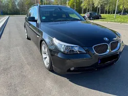 Schwarz Gebraucht 2006 BMW 530 Kombi | 6.631 € (Teuer)