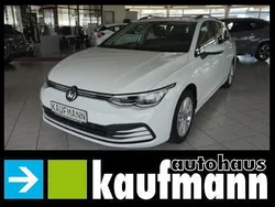 Weiß Gebraucht 2023 VW Golf VIII Kombi | 22.490 € (Guter Preis)