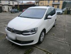 Weiß Gebraucht 2010 VW Sharan Comfortline Van / Kleinbus | 7.490 € (Fairer Preis)