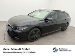 Black metallic Gebraucht 2024 VW Passat R-line Kombi | 50.800 € (Fairer Preis)