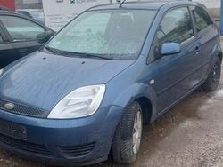 Blau Gebraucht 2005 Ford Fiesta Ambiente Limousine | 699 € (Superpreis)