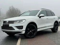 Pure white Gebraucht 2018 VW Touareg R-line SUV | 23.900 € (Fairer Preis)