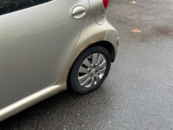 Grau Gebraucht 2007 Toyota Aygo Kleinwagen | 1.750 € (Fairer Preis)