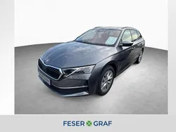 Graphitegrau metallic Gebraucht 2024 Skoda Octavia Selection Kombi | 30.990 € (Fairer Preis)