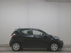 Schwarz Gebraucht 2020 Hyundai i10 Trend Kleinwagen | 6.780 € (Superpreis)