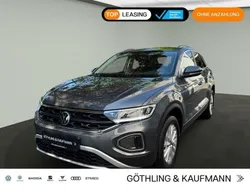 Grau Gebraucht 2024 VW T-Roc Life SUV | 22.260 € (Guter Preis)