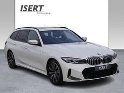 Weiß Gebraucht 2024 BMW 318 M Sport Limousine | 35.790 € (Fairer Preis)