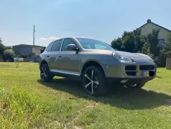 Gold Gebraucht 2003 Porsche Cayenne SUV | 6.900 € (Fairer Preis)