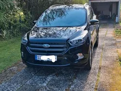 Schwarz Gebraucht 2019 Ford Kuga ST-Line SUV | 16.000 € (Superpreis)