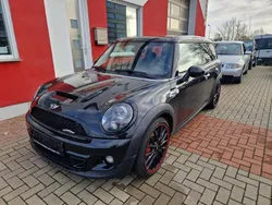 Schwarz Gebraucht 2011 Mini John Cooper Works Clubman Kombi | 9.980 € (Fairer Preis)
