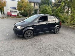 Schwarz Gebraucht 2001 Audi A2 Kleinwagen | 1.900 € (Guter Preis)
