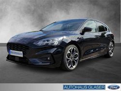 Schwarz Gebraucht 2019 Ford Focus ST-Line Limousine | 16.900 € (Fairer Preis)