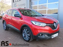 Rot Gebraucht 2017 Renault Kadjar Bose Edition SUV | 13.590 € (Fairer Preis)