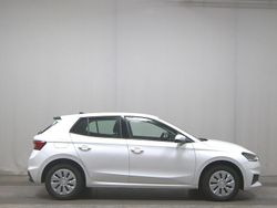 Weiss Gebraucht 2023 Skoda Fabia Ambition Limousine | 15.980 € (Superpreis)
