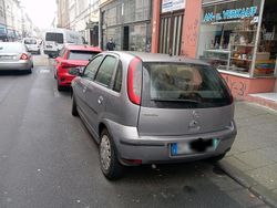 Silber Gebraucht 2004 Opel Corsa Kleinwagen | 400 €