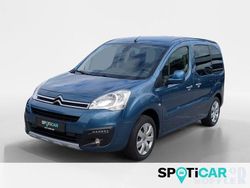 Blau Gebraucht 2017 Citroën Berlingo PureTech Van / Kleinbus | 10.900 € (Fairer Preis)