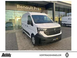 Mineralweiß Neu 2025 Renault Master Van | 38.090 € (Etwas zu teuer)