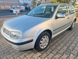 Silber Gebraucht 2001 VW Golf IV Kleinwagen | 1.150 € (Guter Preis)