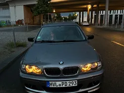 Silber Gebraucht 2004 BMW 320 Sport Line Limousine | 10.000 €