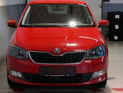 Corridarot Gebraucht 2015 Skoda Fabia Style Kleinwagen | 8.800 € (Fairer Preis)