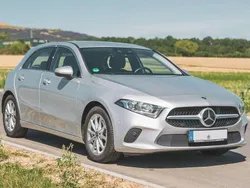 Silber Gebraucht 2018 Mercedes A200 Progressive Limousine | 23.900 € (Fairer Preis)